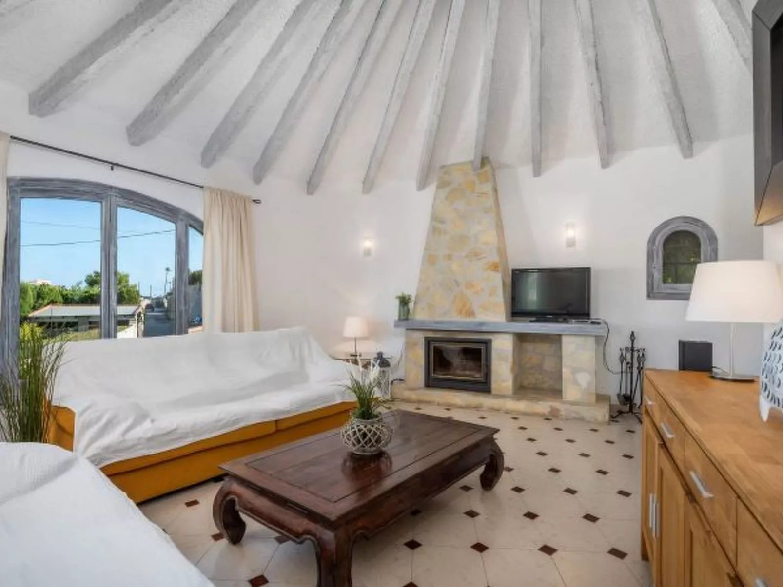 Villa Aloe - Plus - Image-tags.info