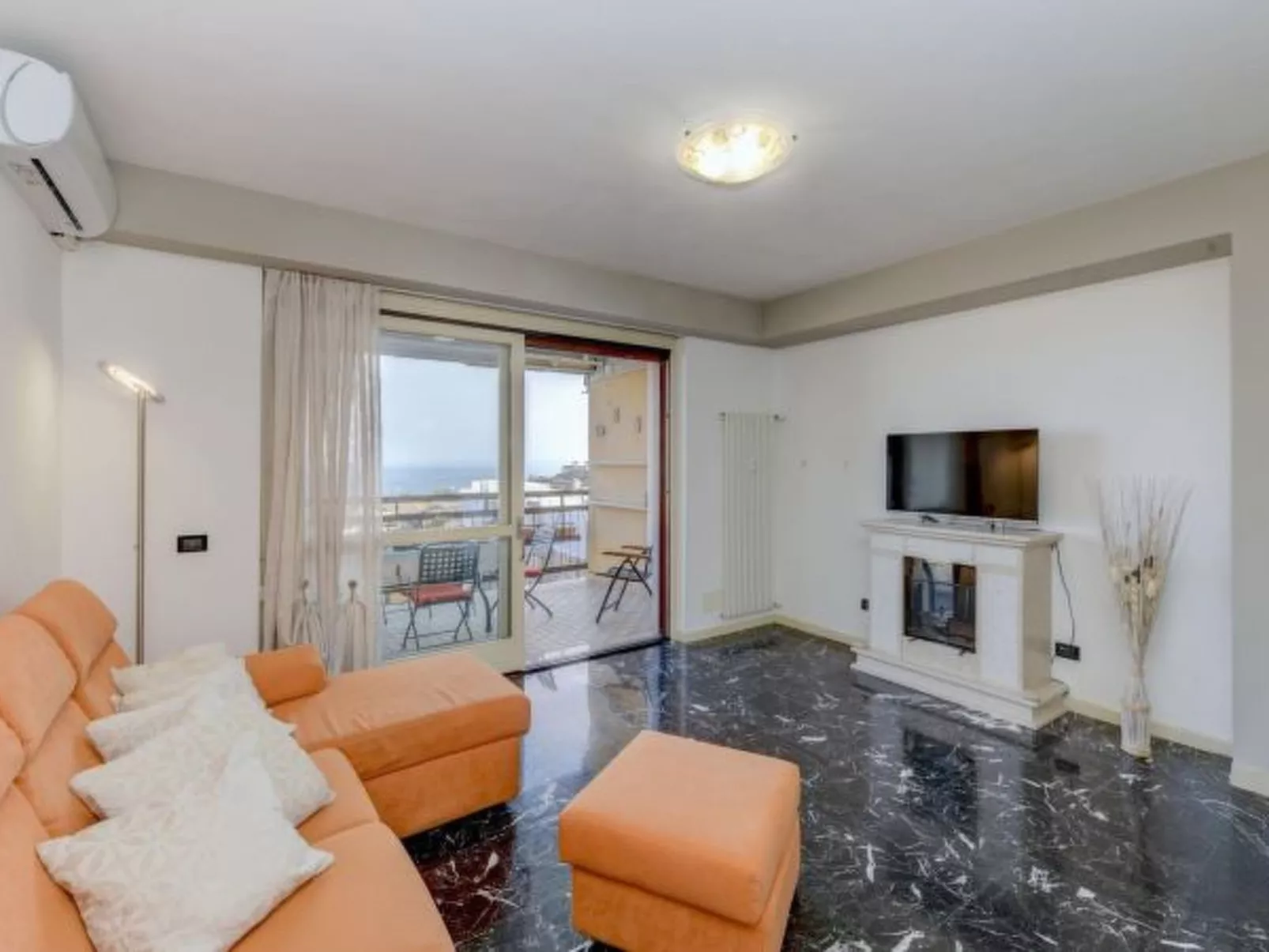 DesenzanoLoft Ciao Lago - Image-tags.info