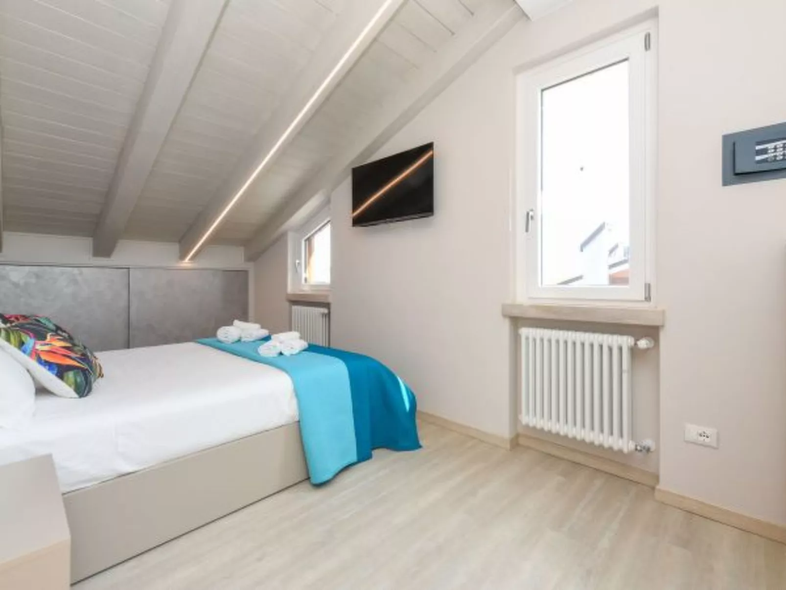 Desenzanoloft H2O Green Residence - Image-tags.info