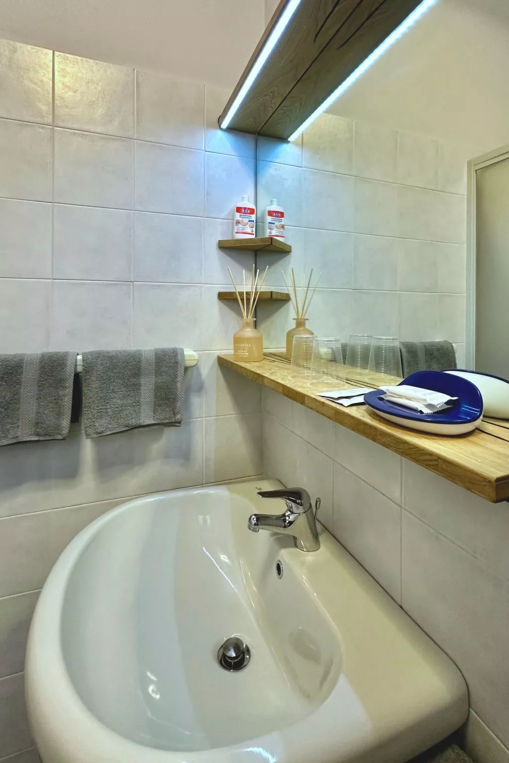 Einzimmerwohnung 'SanMarco12' mit Privatparkplatz - Binnen