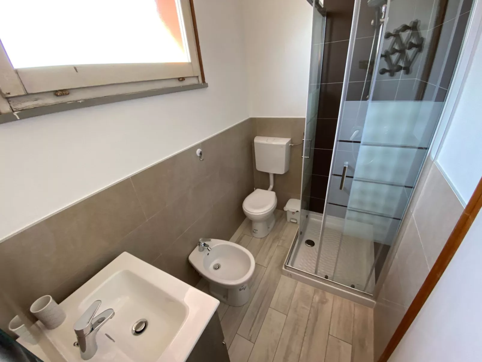 In Lido Delle Nazioni mit Kleinem Balkon - Binnen