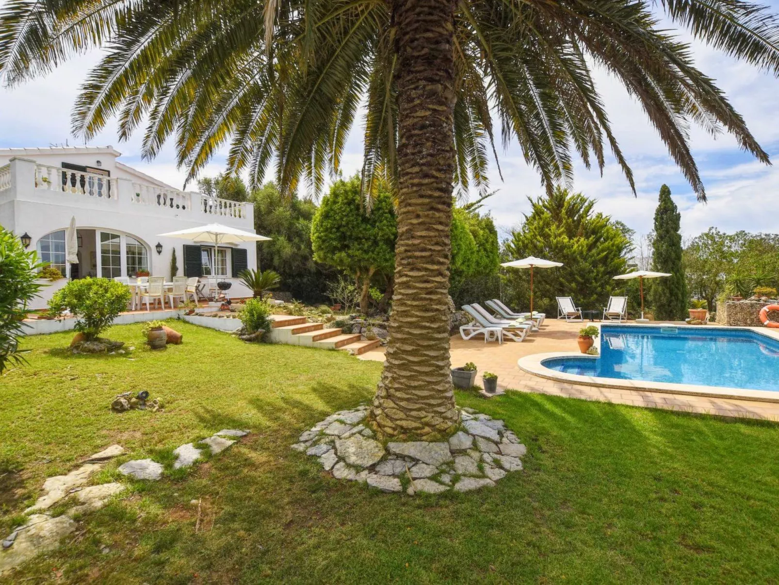 Traditionelles Landhaus 6 km vom Meer entfernt - Buiten