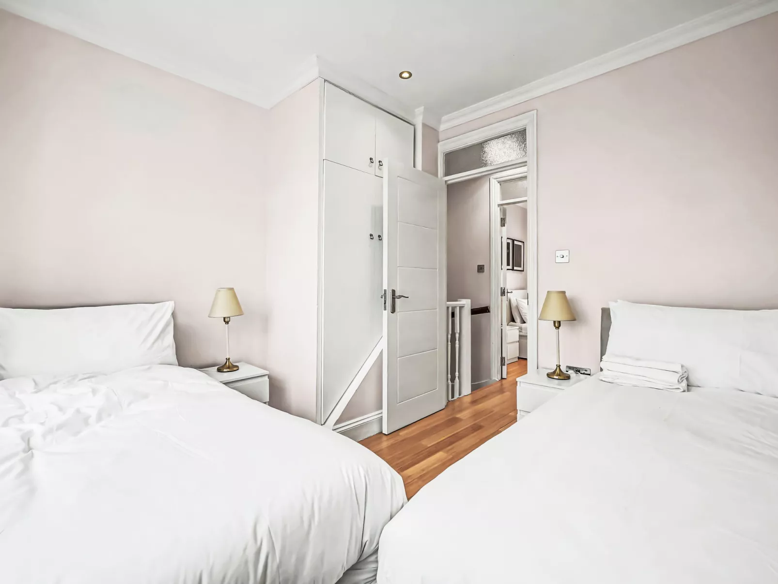 Elegant Stay In London - Binnen