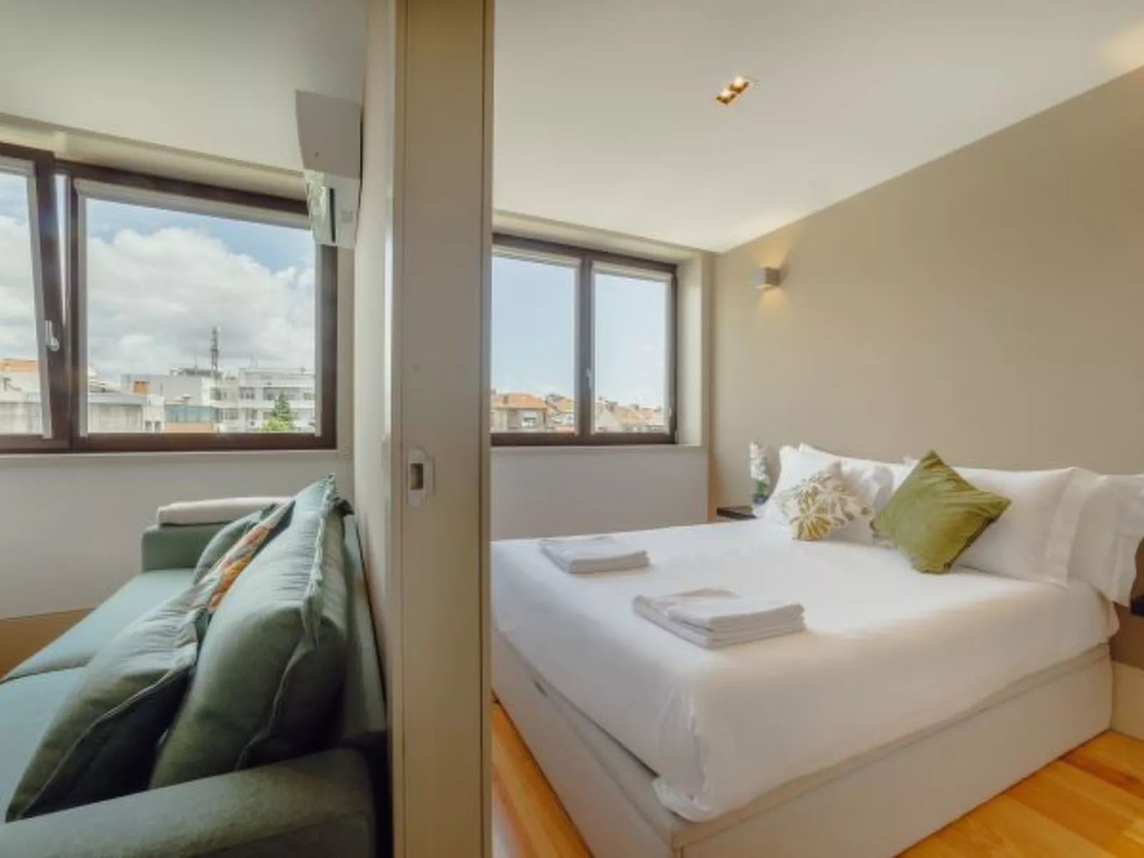 LEGACY OPORTO DESIGN APARTMENT G by VACATIONY - Binnen