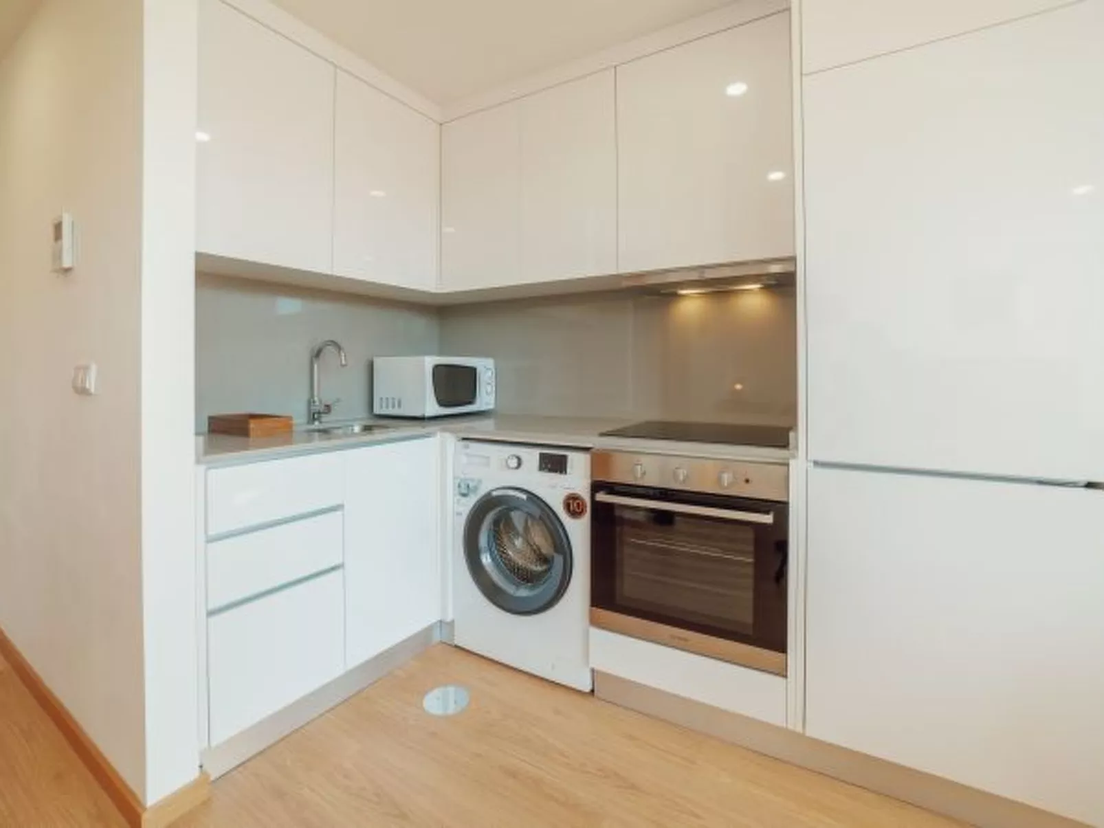 MODERN & STYLISH APARTMENT II by VACATIONY - Binnen