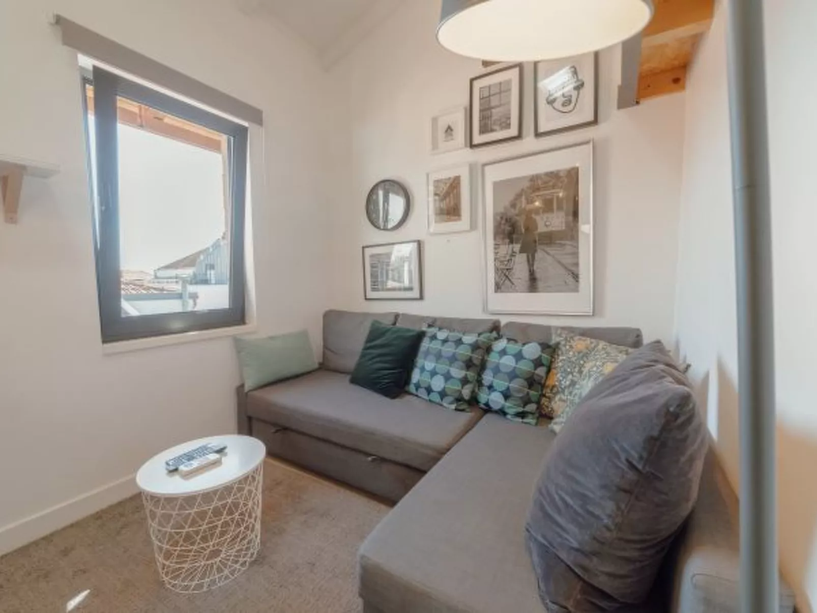 MEZZANINE STYLISH APARTMENT U by VACATIONY - Binnen