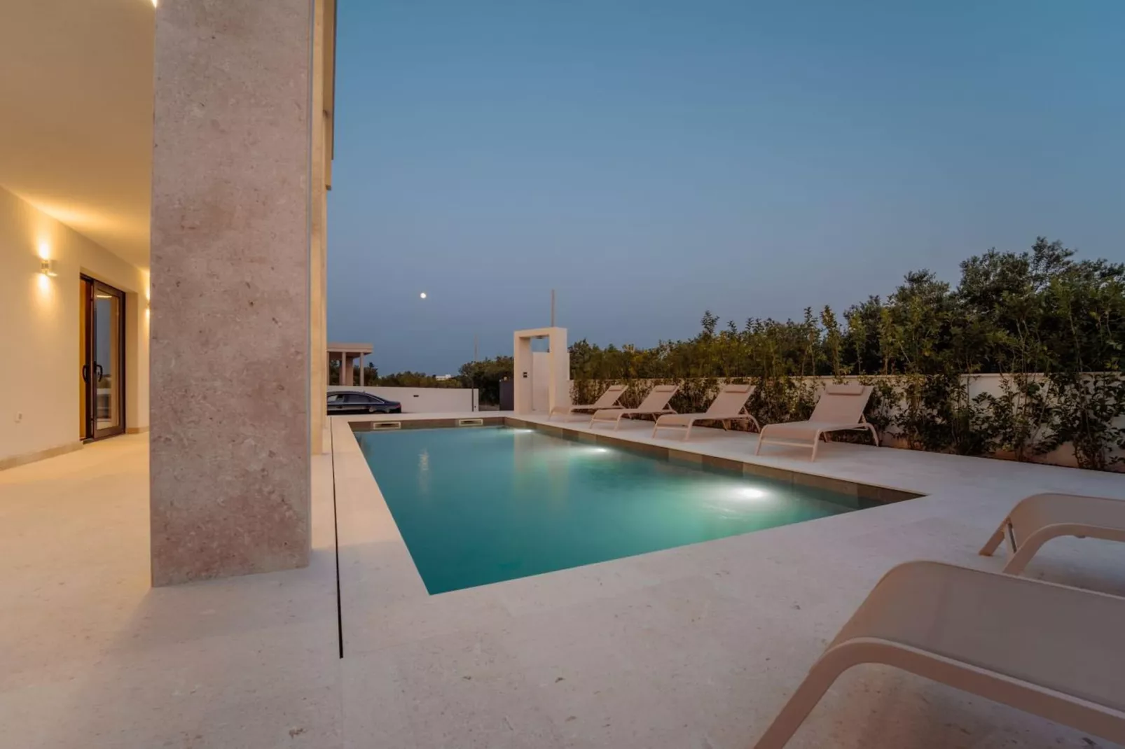 Seaview Villa Turnea - Zwembad