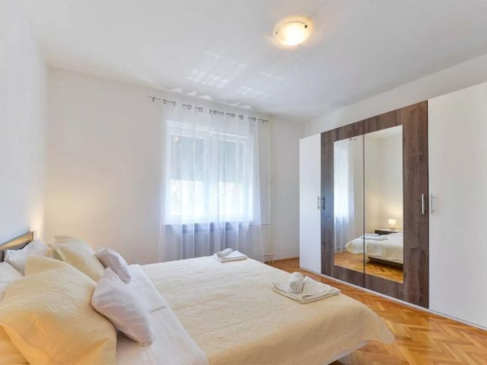 Holiday Home Vesna with pool - Image-tags.info