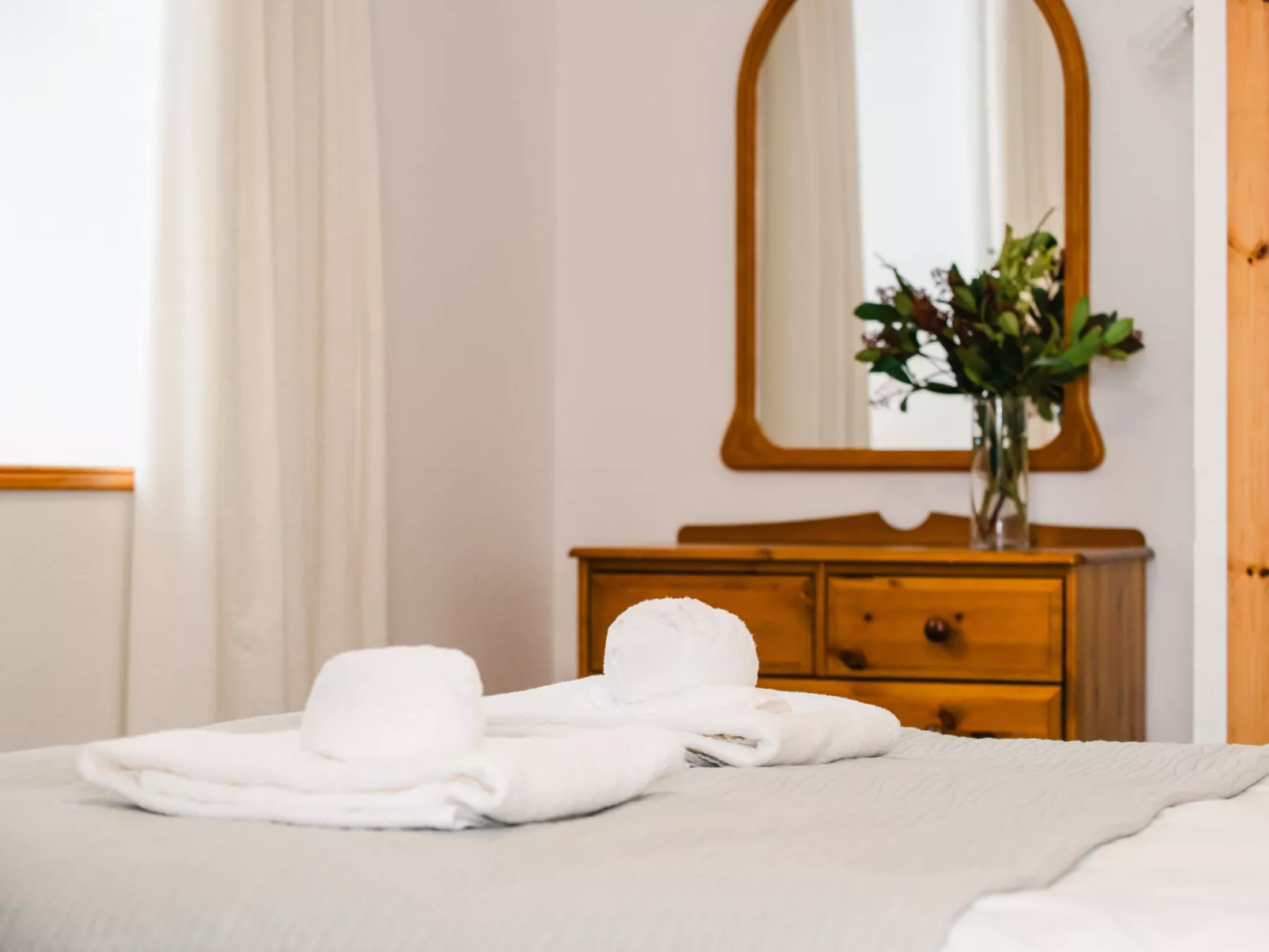 Old Dairy on Aigas Golf Course - Binnen