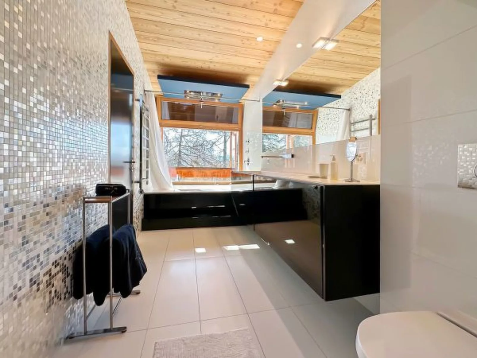 Crans Montana sous les Etoiles - Binnen