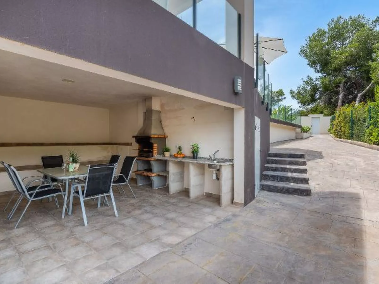 Villa Kobe - PlusHolidays - Image-tags.info