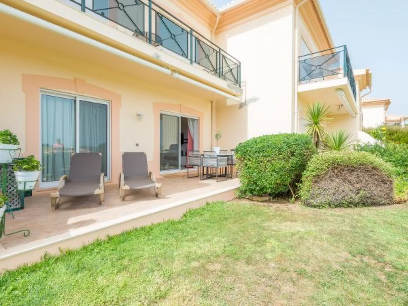 Boavista Charming Apartment - Buiten