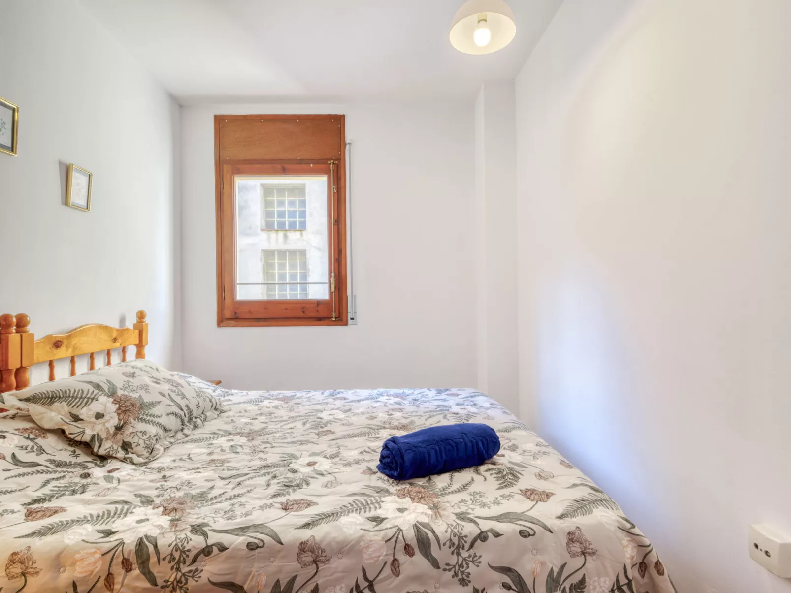 Centro peatonal Roses - Binnen