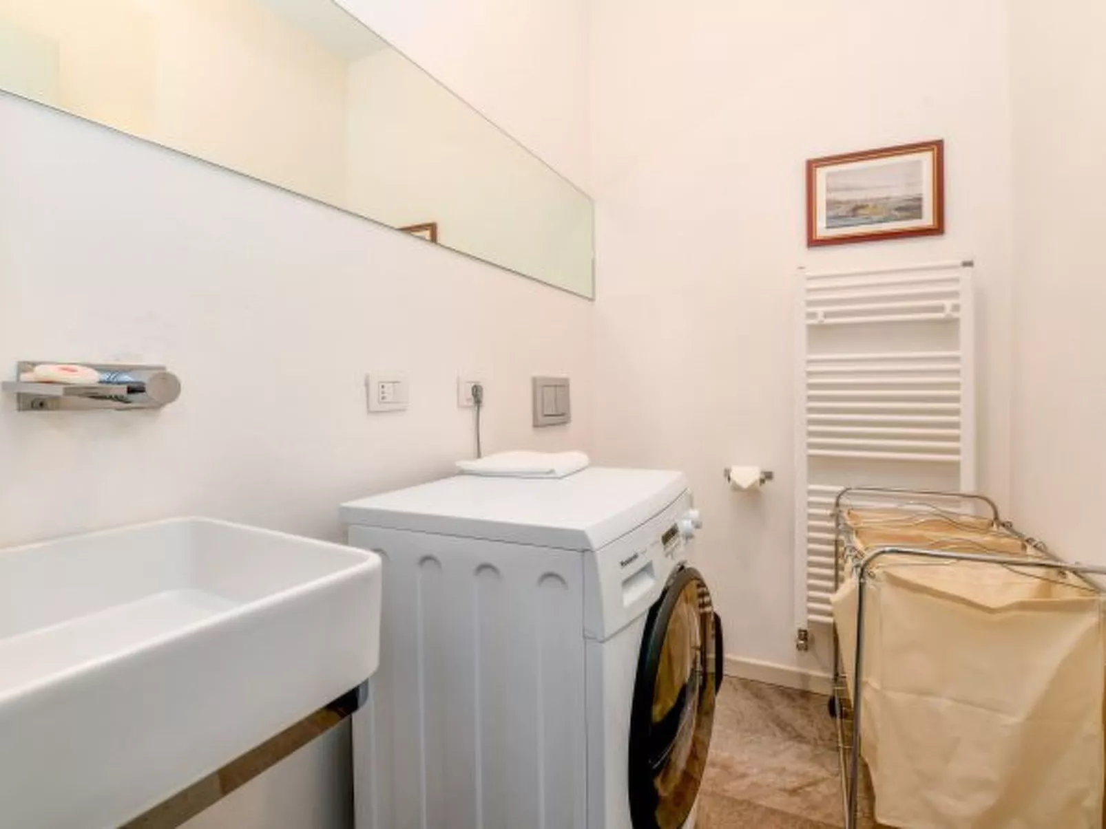 Desenzanoloft Oscar Luxury Suite - Image-tags.info