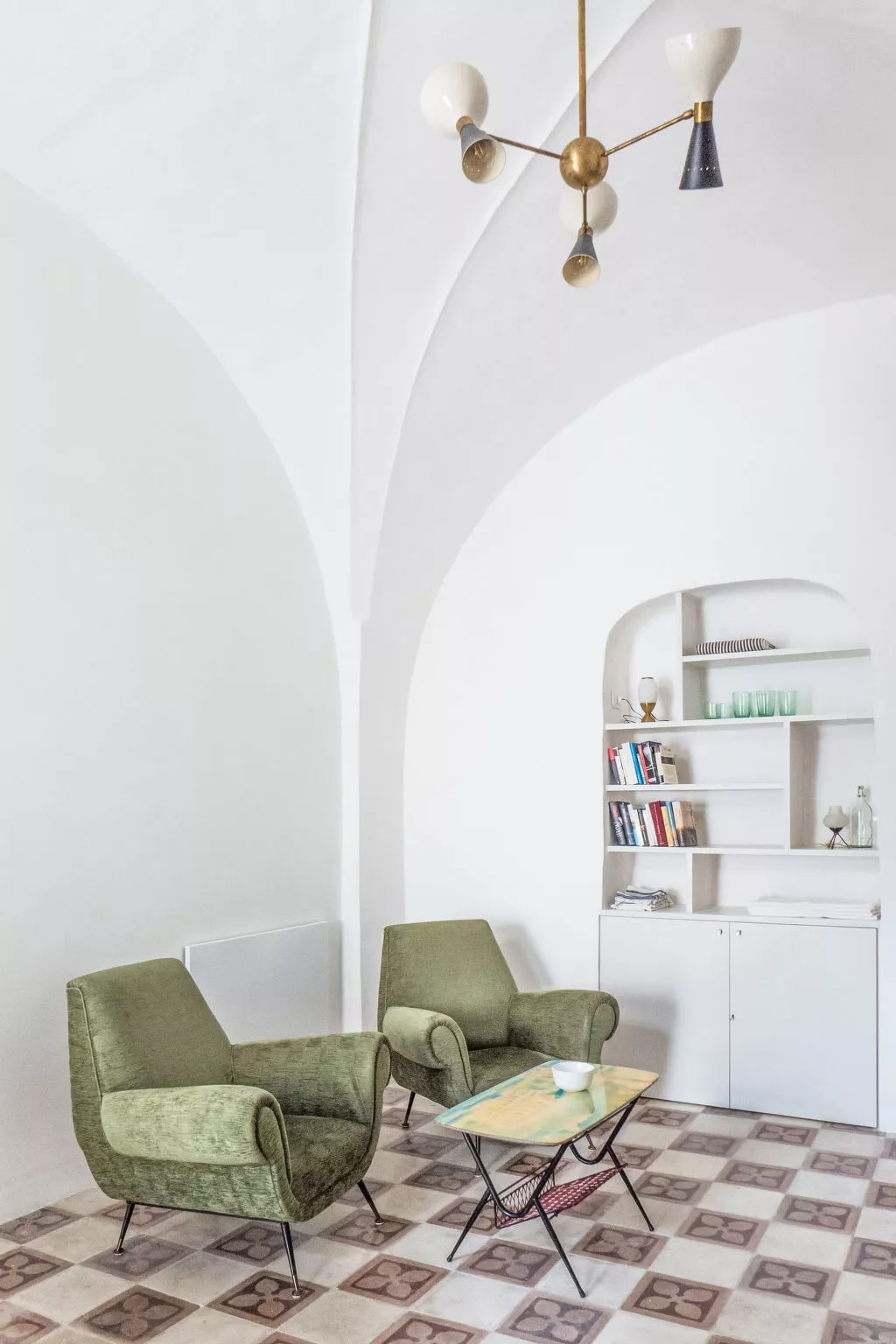 Via Garibaldi - Binnen