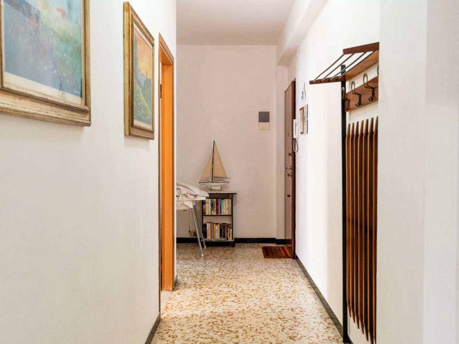 By Bike and Sea - Binnen