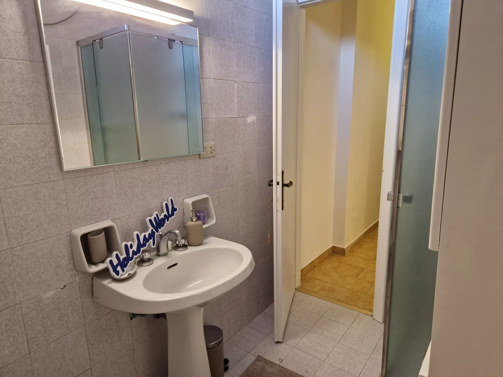 Total Relax Home by Holiday World - Image-tags.info