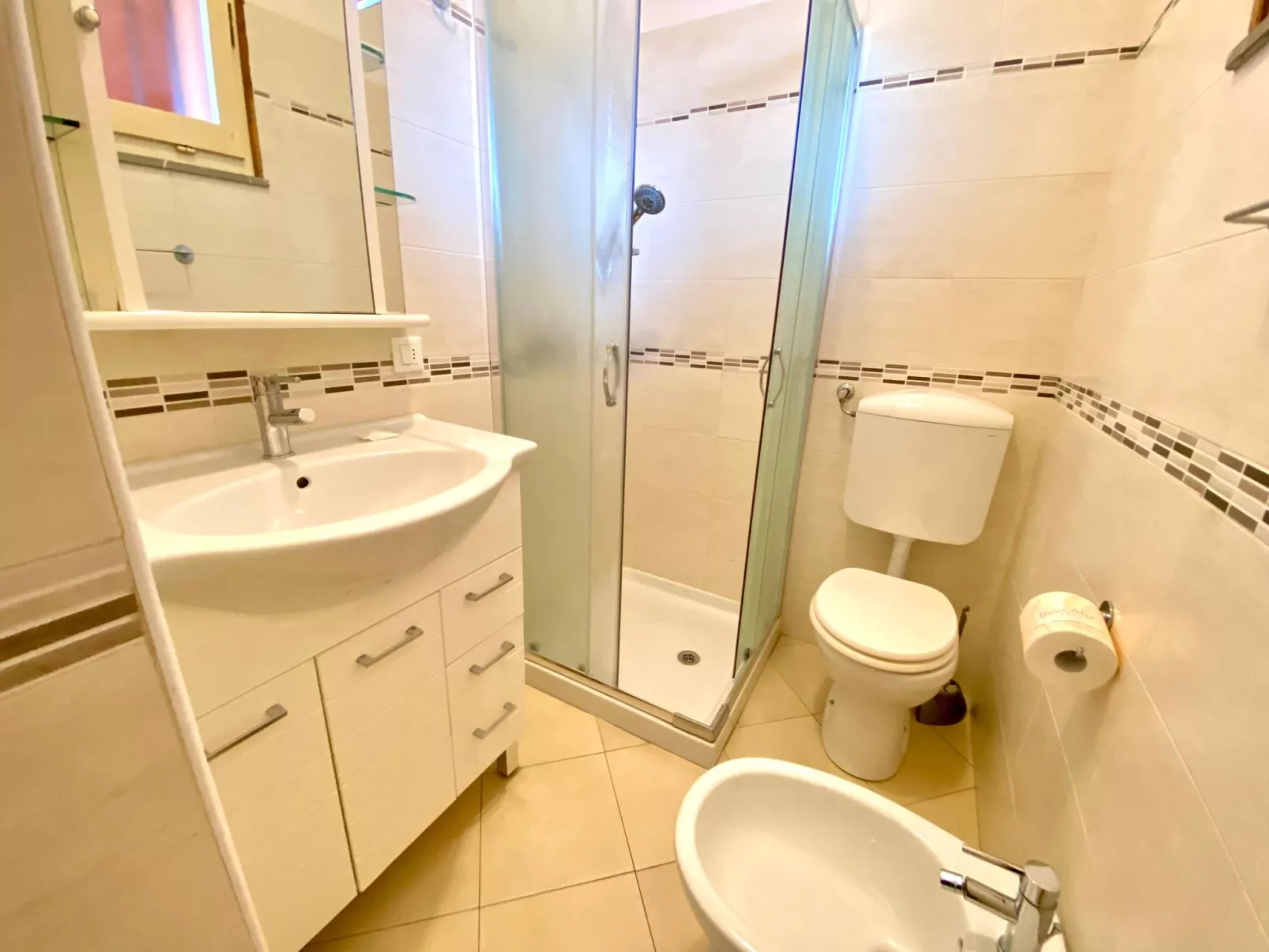 Für 4 Personen ca. 26 m&sup2; in Lido delle Nazioni, Emilia-Romagna (Provinz Fe - Binnen