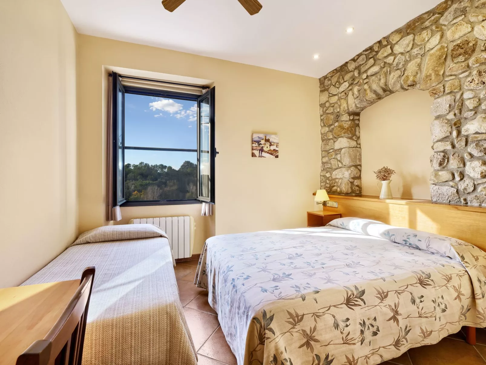 Landhaus, 8 Zimmer mit Bad, Schwimmbad, Tennis - Binnen