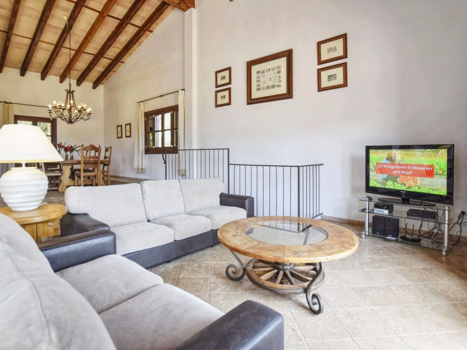 Ferienvilla mit Garten, Grill und Terrasse - Binnen