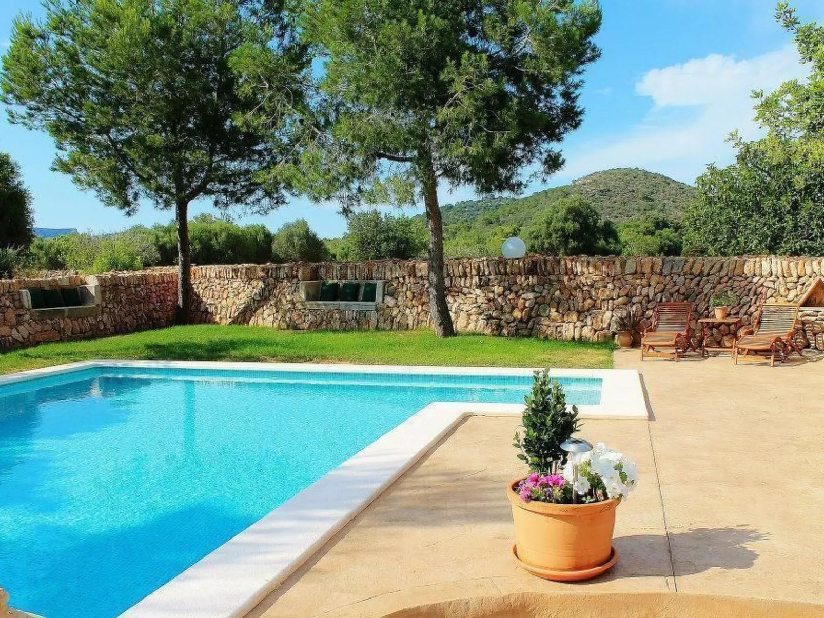 Finca "Son Gabriela" mit eigener Terrasse - Buiten