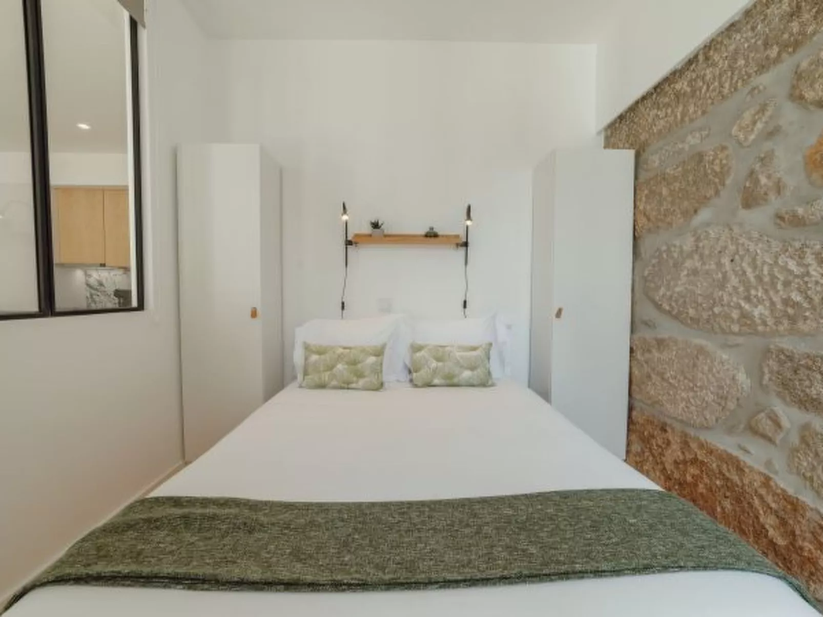 COURTYARD OPORTO DESIGN APARTMENT C WITH TERRACE - Binnen