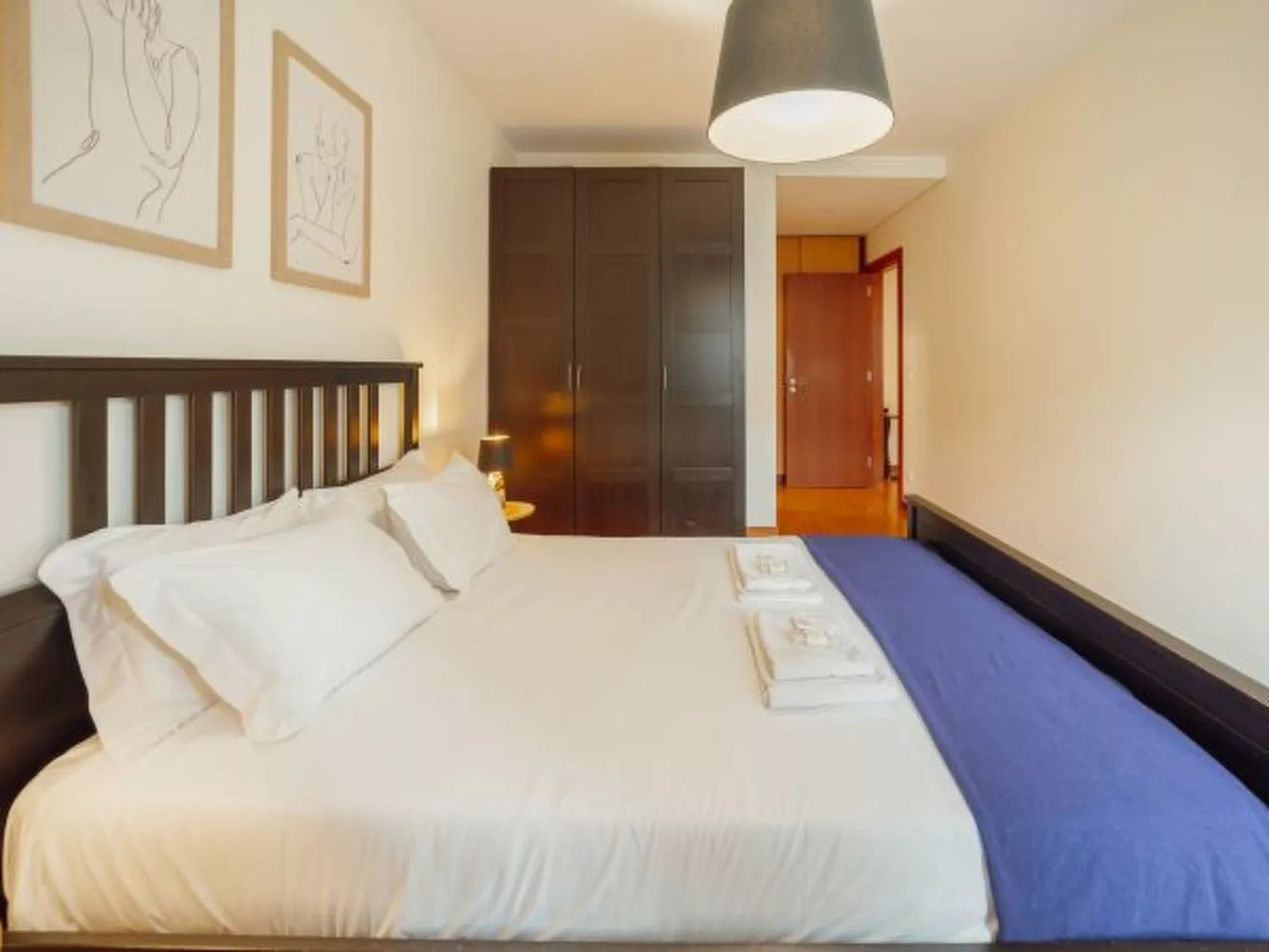 DOWNTOWN DELUXE 6 by VACATIONY - Binnen