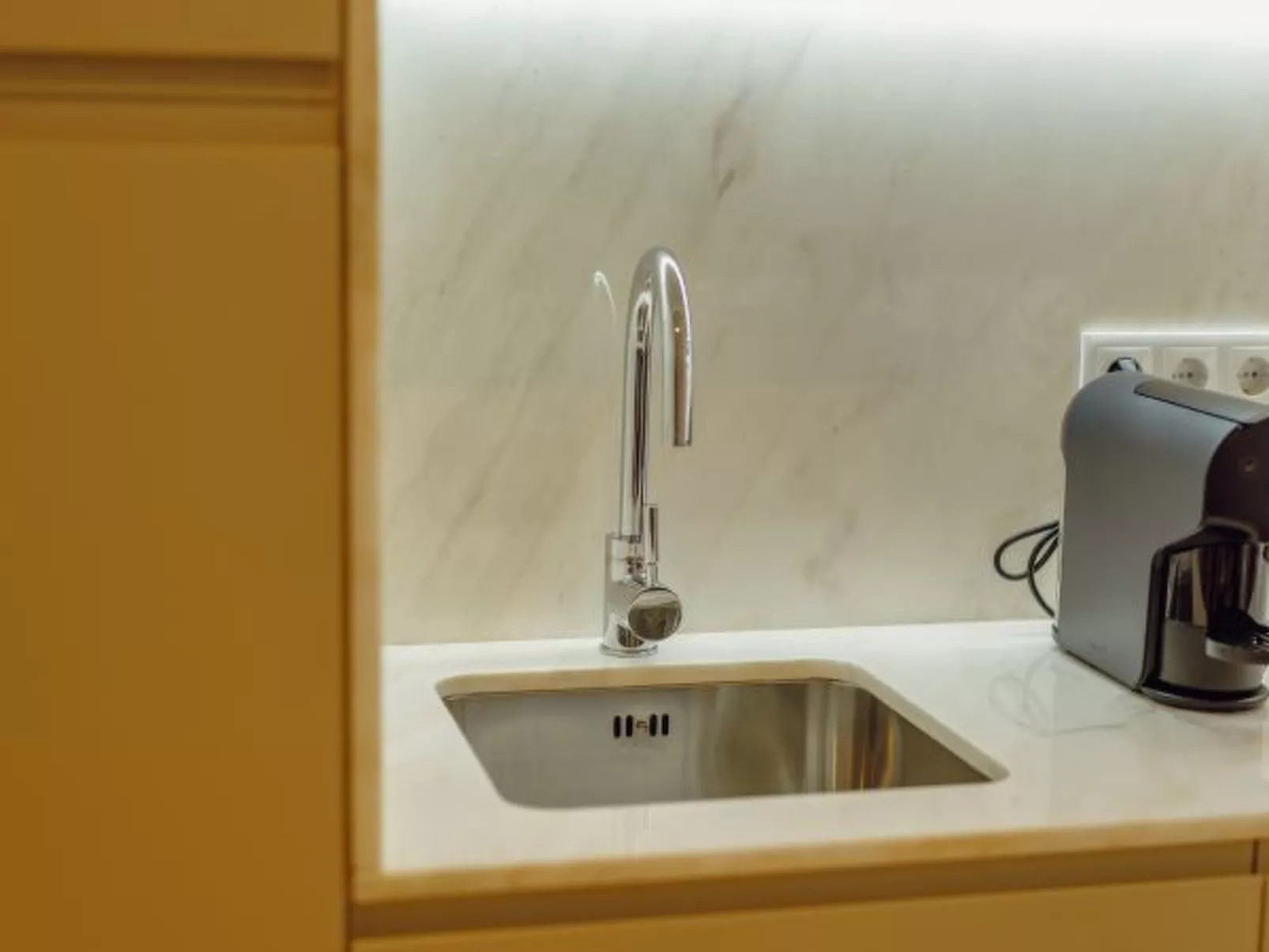 LEGACY OPORTO DESIGN APARTMENT F by VACATIONY - Binnen