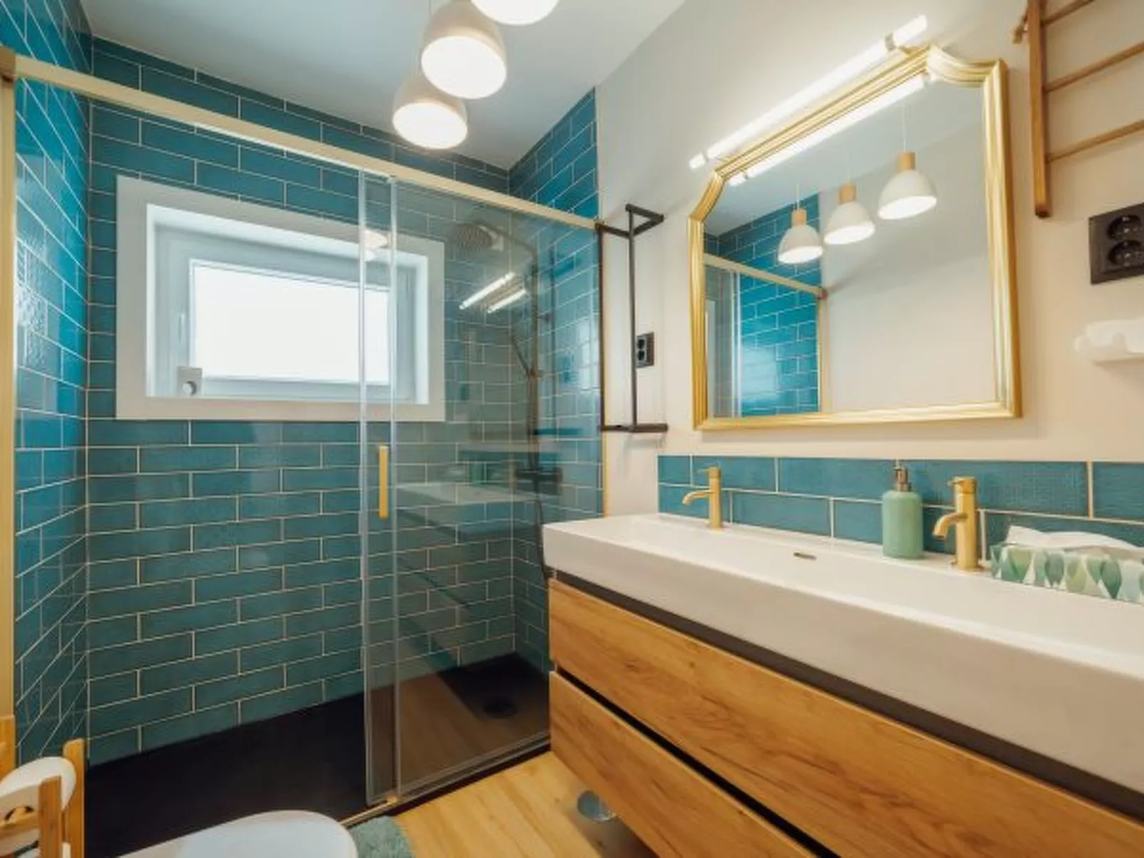 CASA DAS ORQUIDEAS by VACATIONY - Binnen