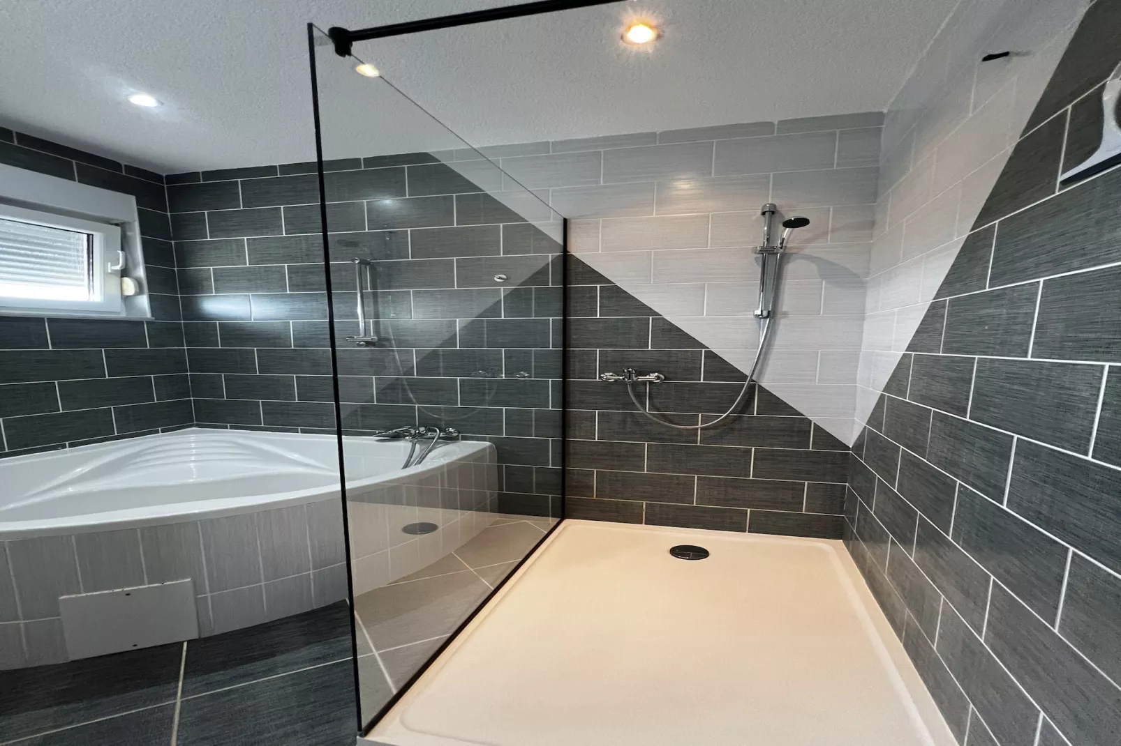 Apartment Lavaran 6 - Badkamer