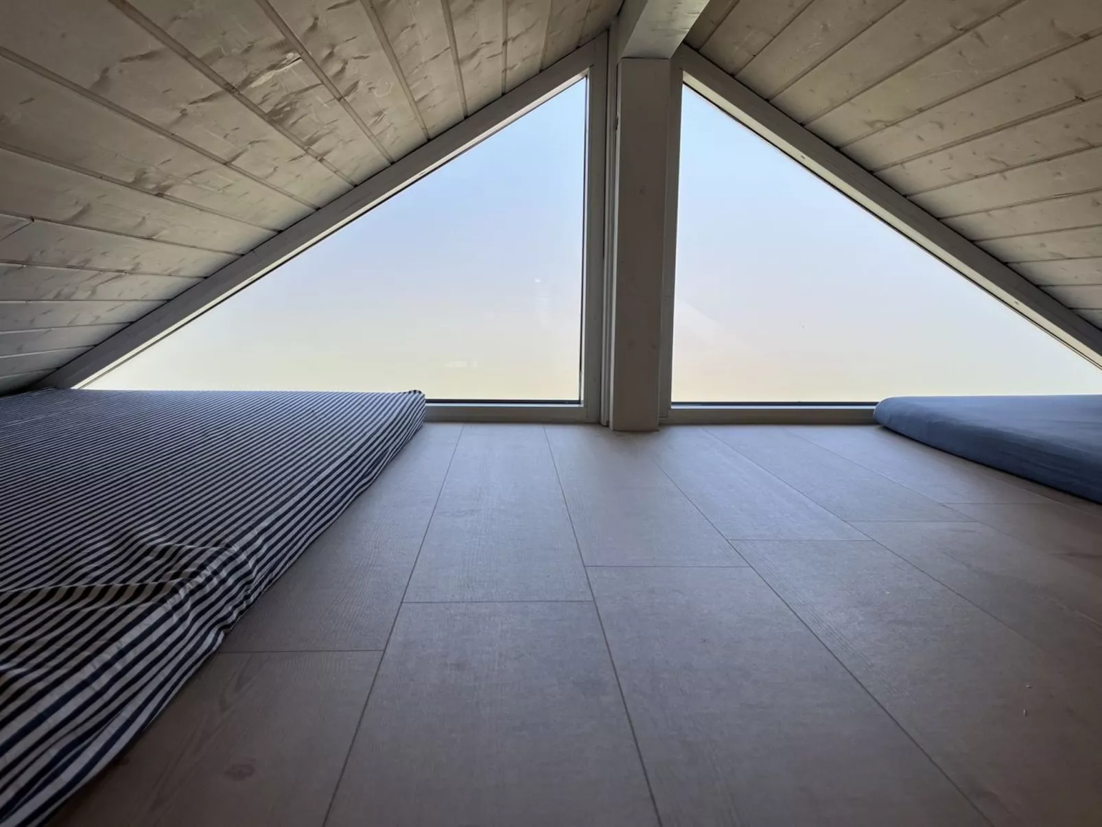 "Kei" - 75m from the sea - Binnen