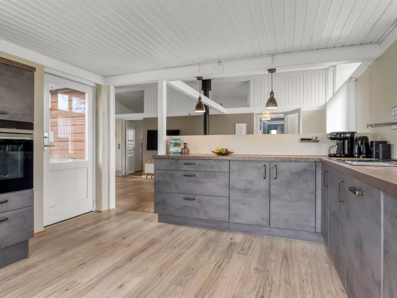 "Karin" - 300m from the sea - Binnen