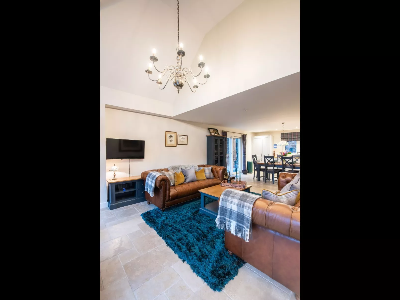 Kennel House - Binnen