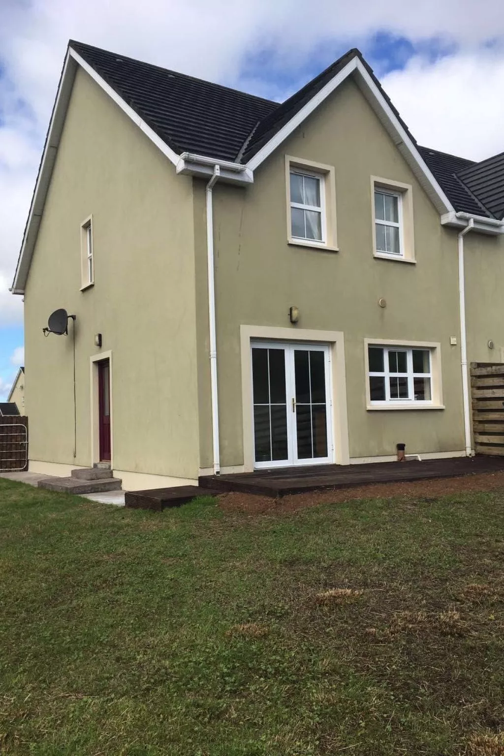 Mit eigenem Garten - Buiten