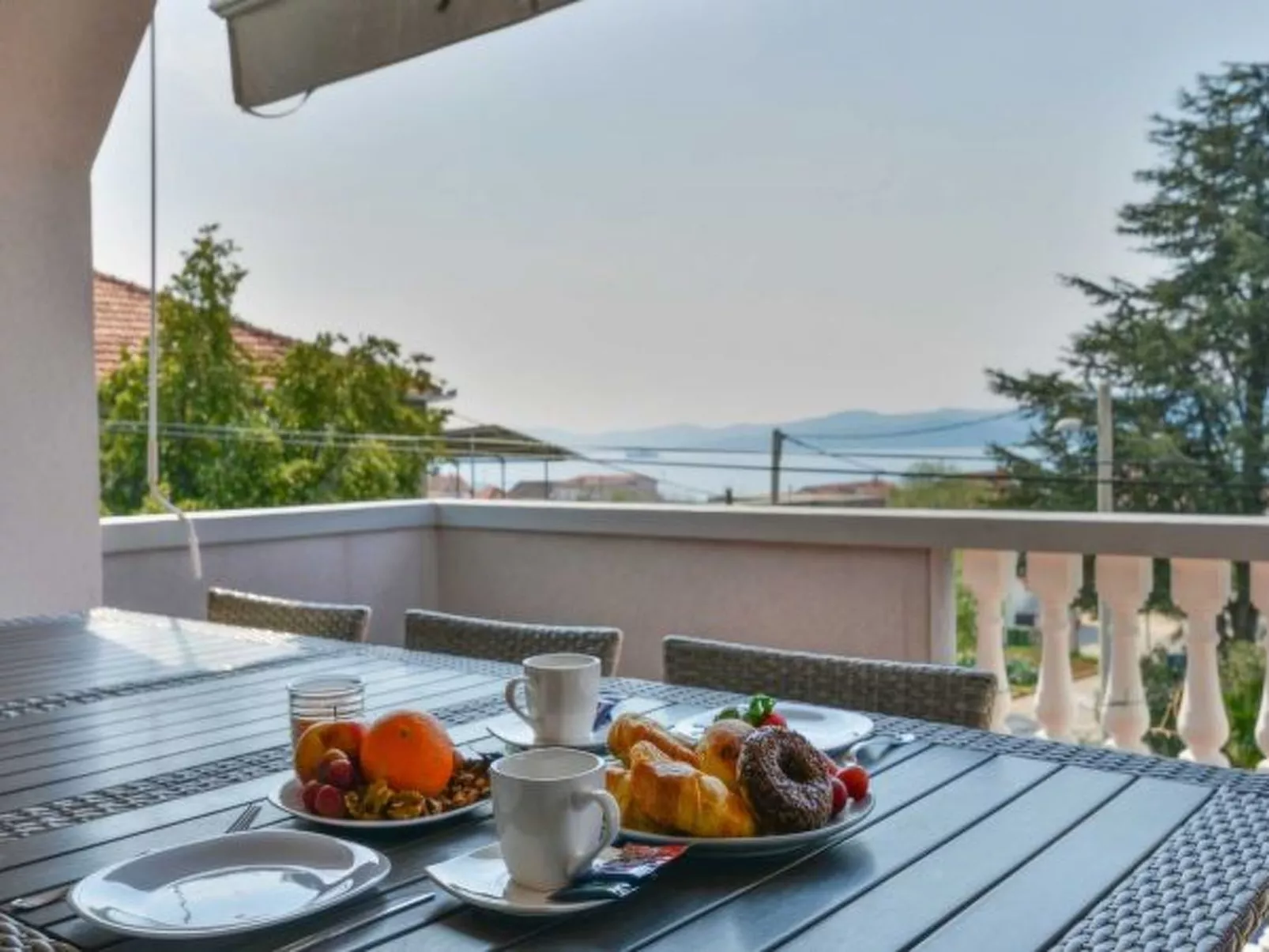 Holiday house Bianca with pool - Image-tags.info