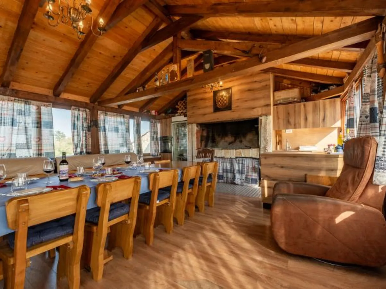 Villa Jurenda with heated pool - Image-tags.info