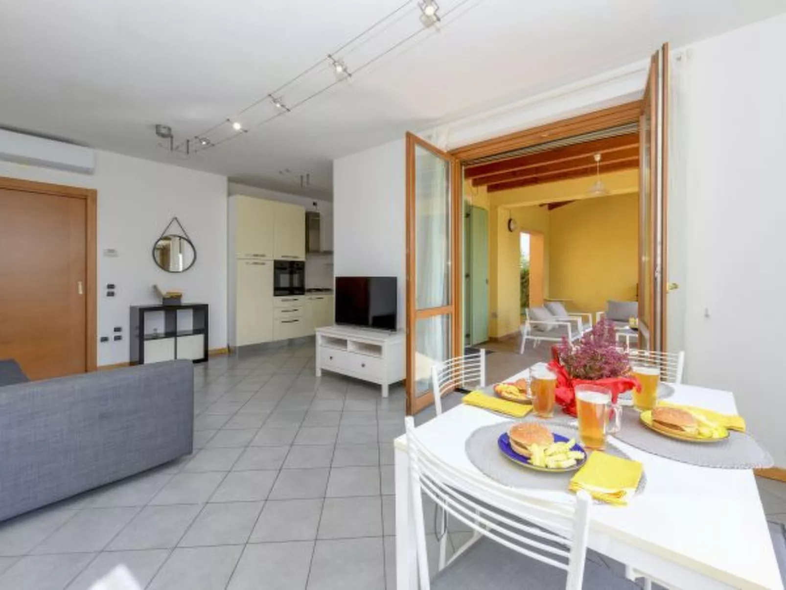 Desenzanoloft Oasis - Image-tags.info