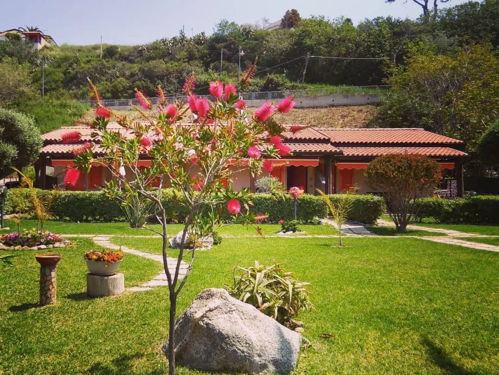 Luxus-Drei-Zimmer-Wohnungen mit großem Garten - Buiten