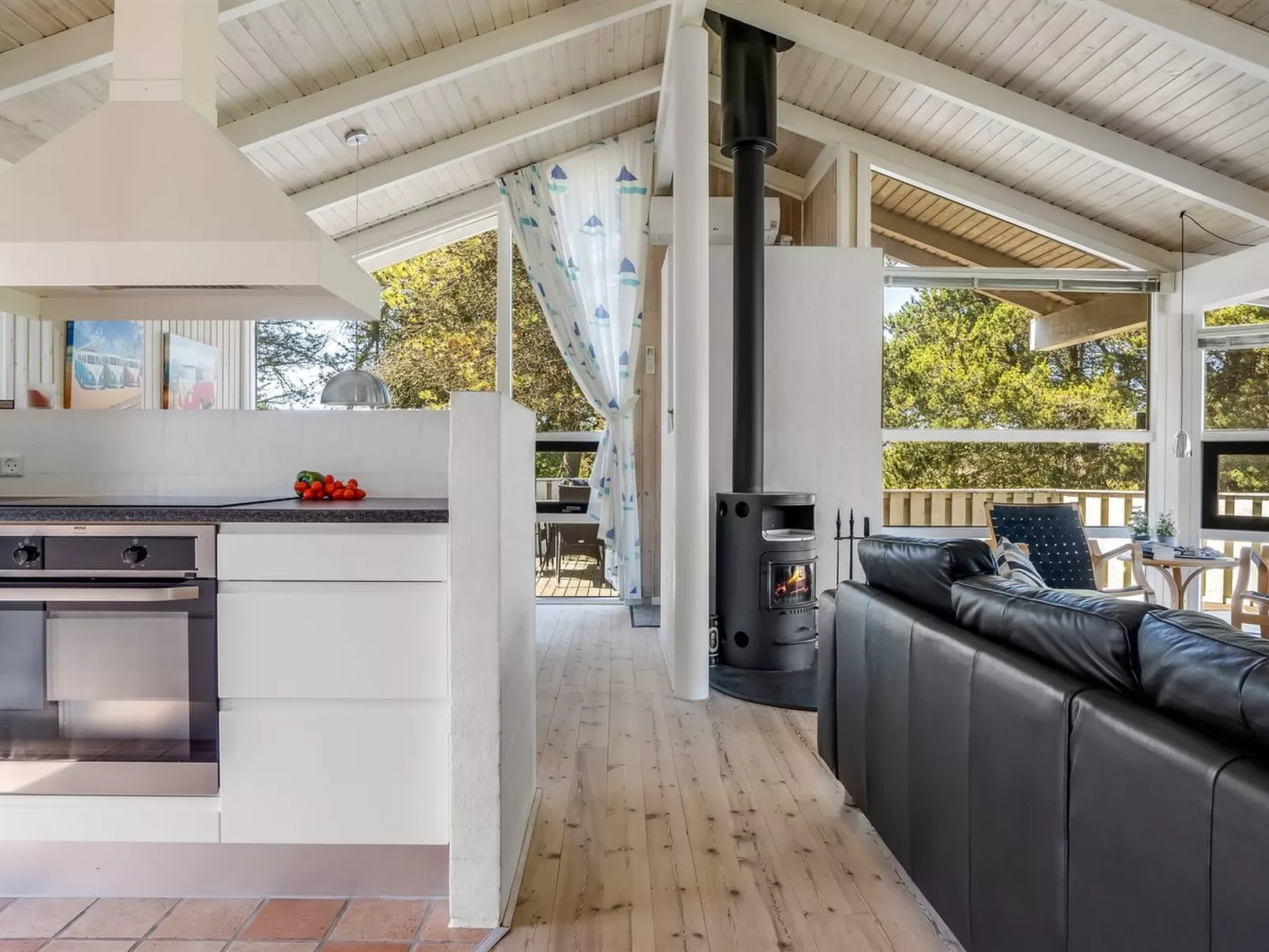 "Erle" - 990m from the sea - Binnen