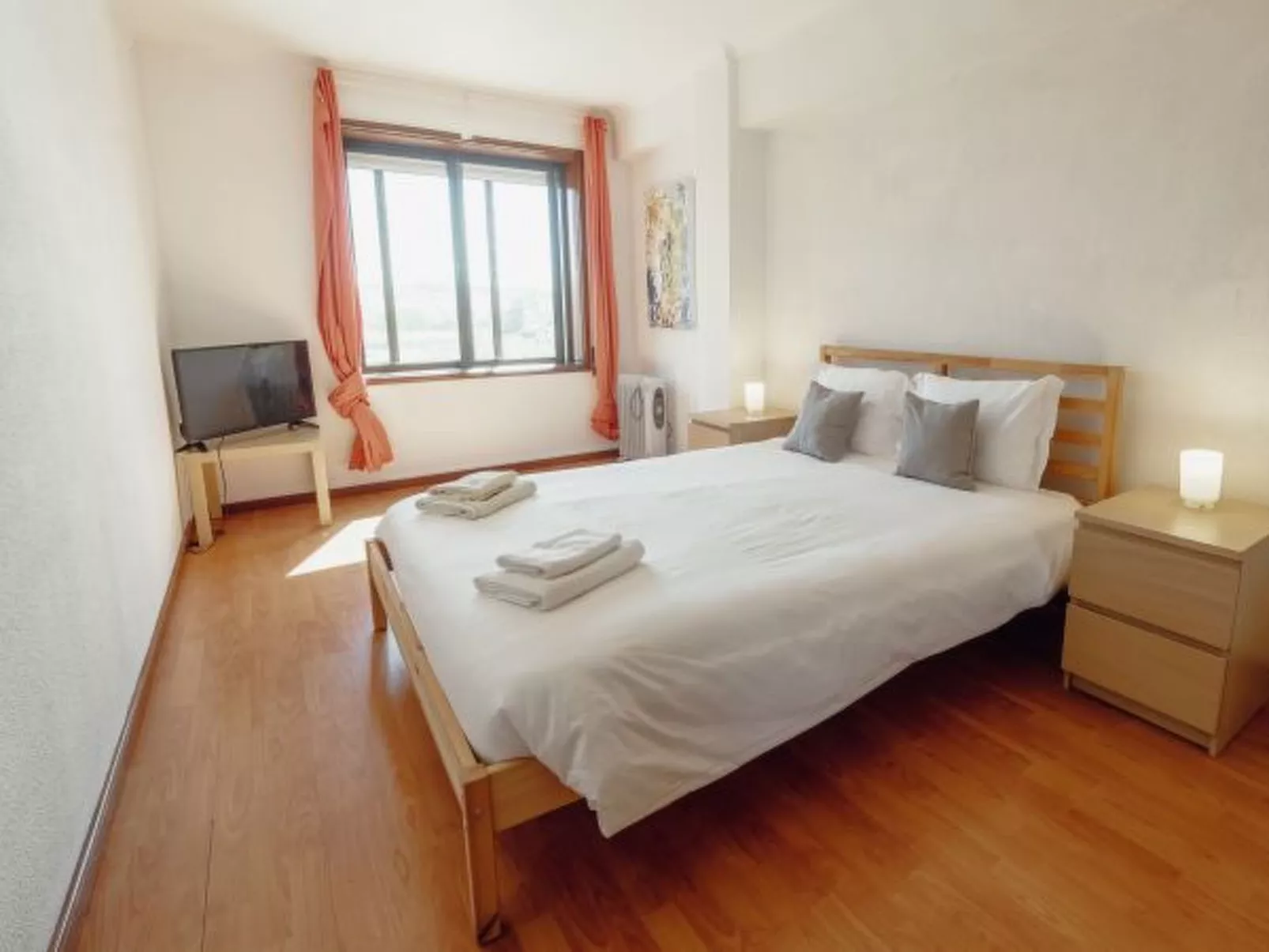 MATOSINHOS SEA SIDE 2BD by VACATIONY - Binnen