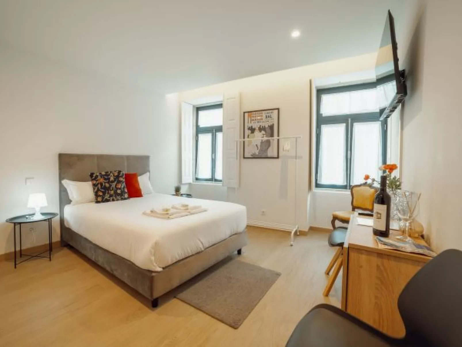 CARMO RESIDENCE PORTO - S. ANA by VACATIONY - Binnen