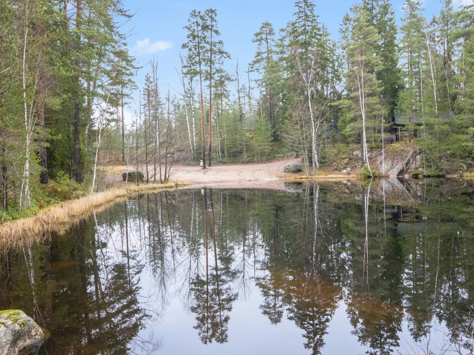Korpilammenhuvilat 7a - Binnen