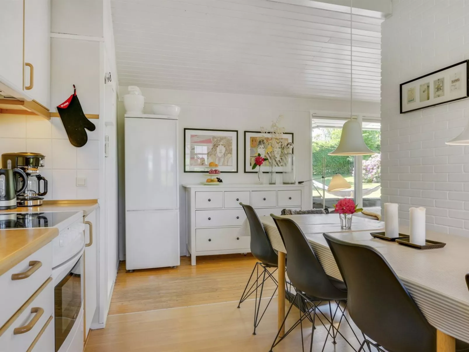 "Tobrjön" - 200m to the fjord - Binnen