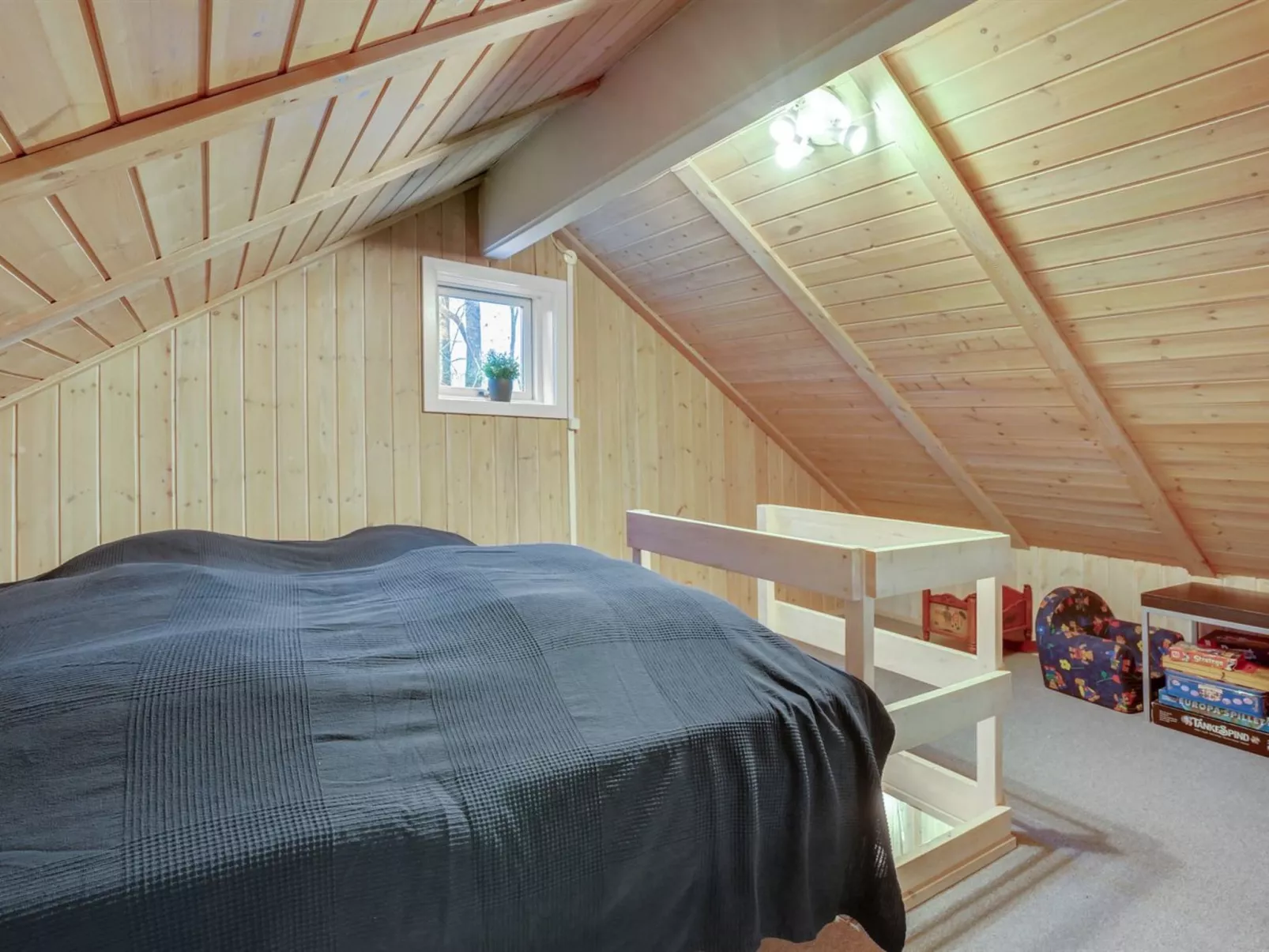 "Heina" - 25km from the sea - Binnen