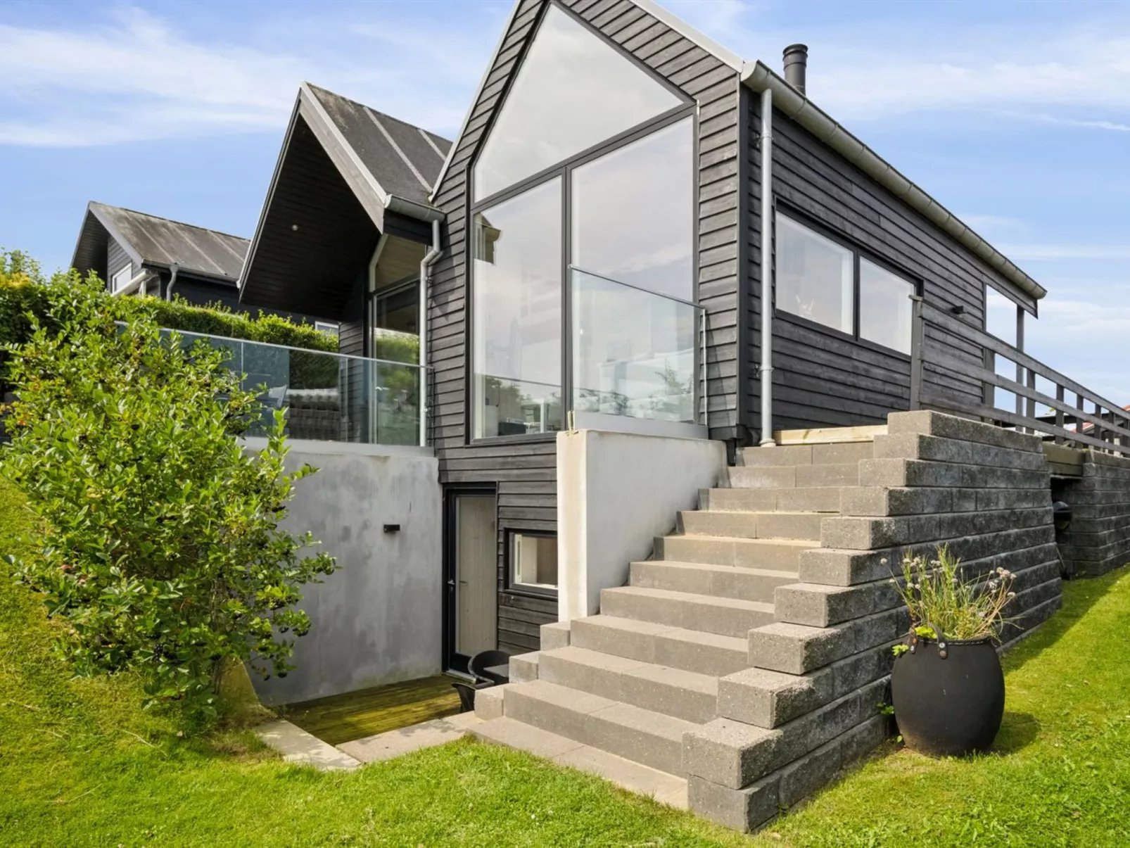 "Reinhard" - 50m from the sea - Buiten