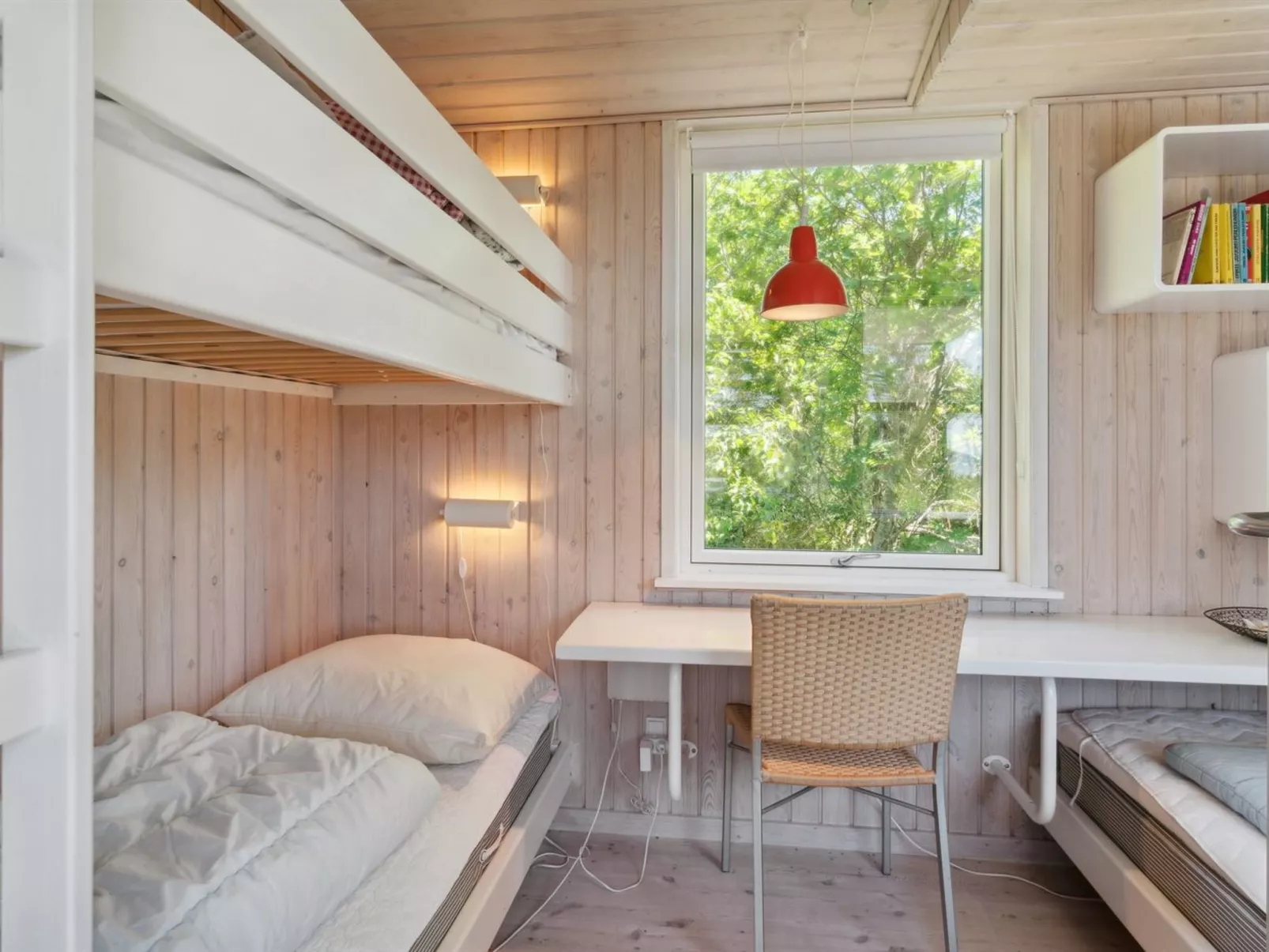 "Klint" - 25m from the sea - Binnen