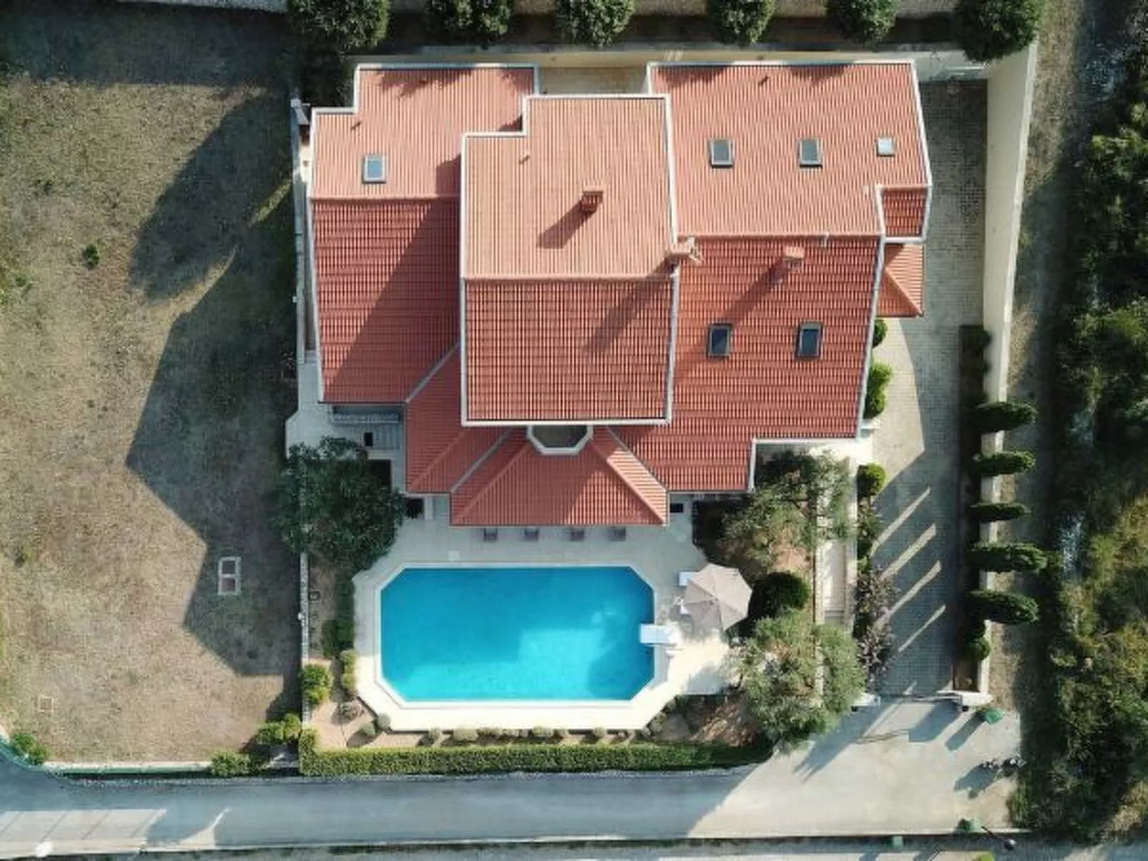 Magnificent Villa Clara with big pool - Image-tags.info