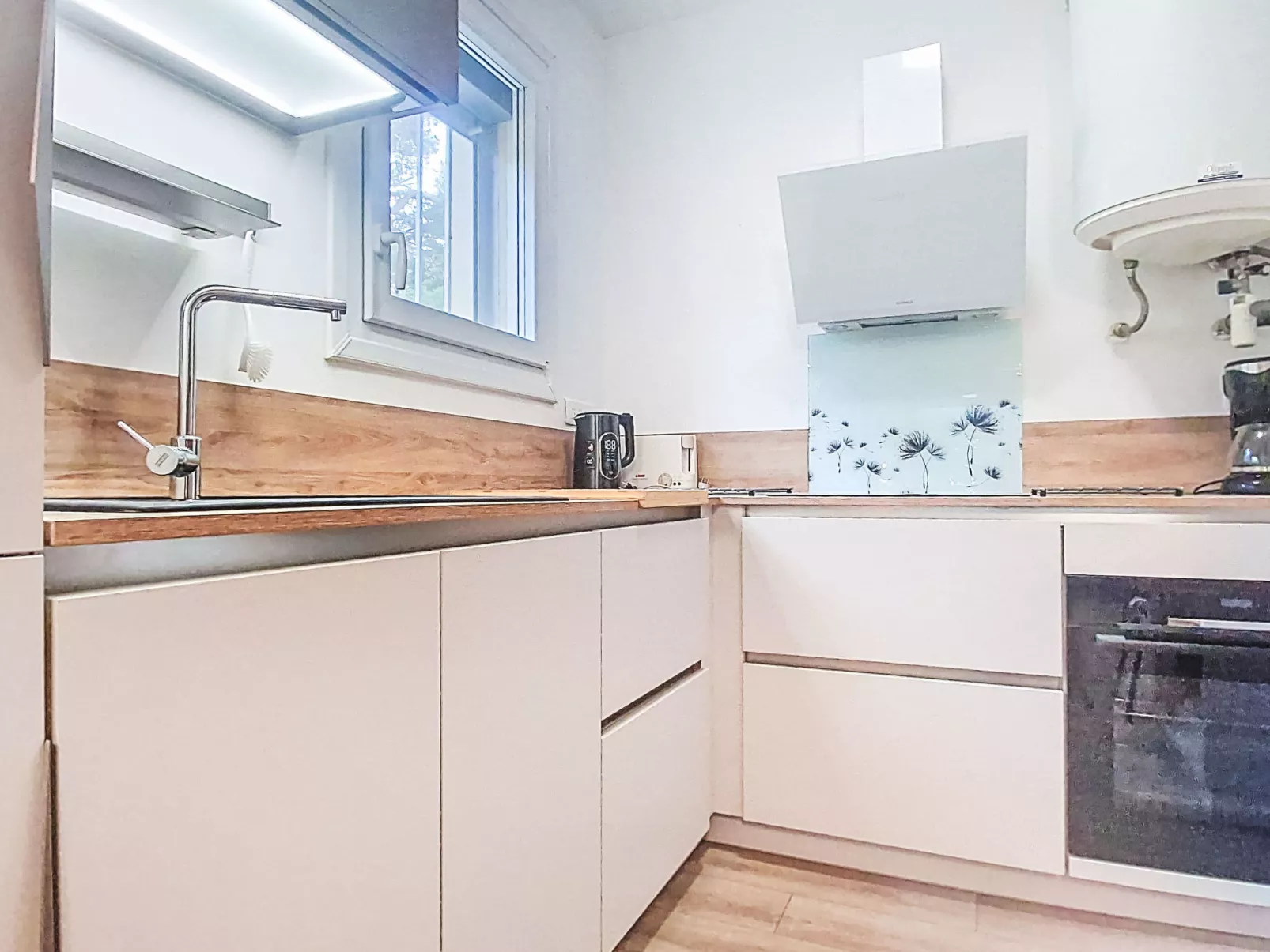 Les trinquettes - Binnen