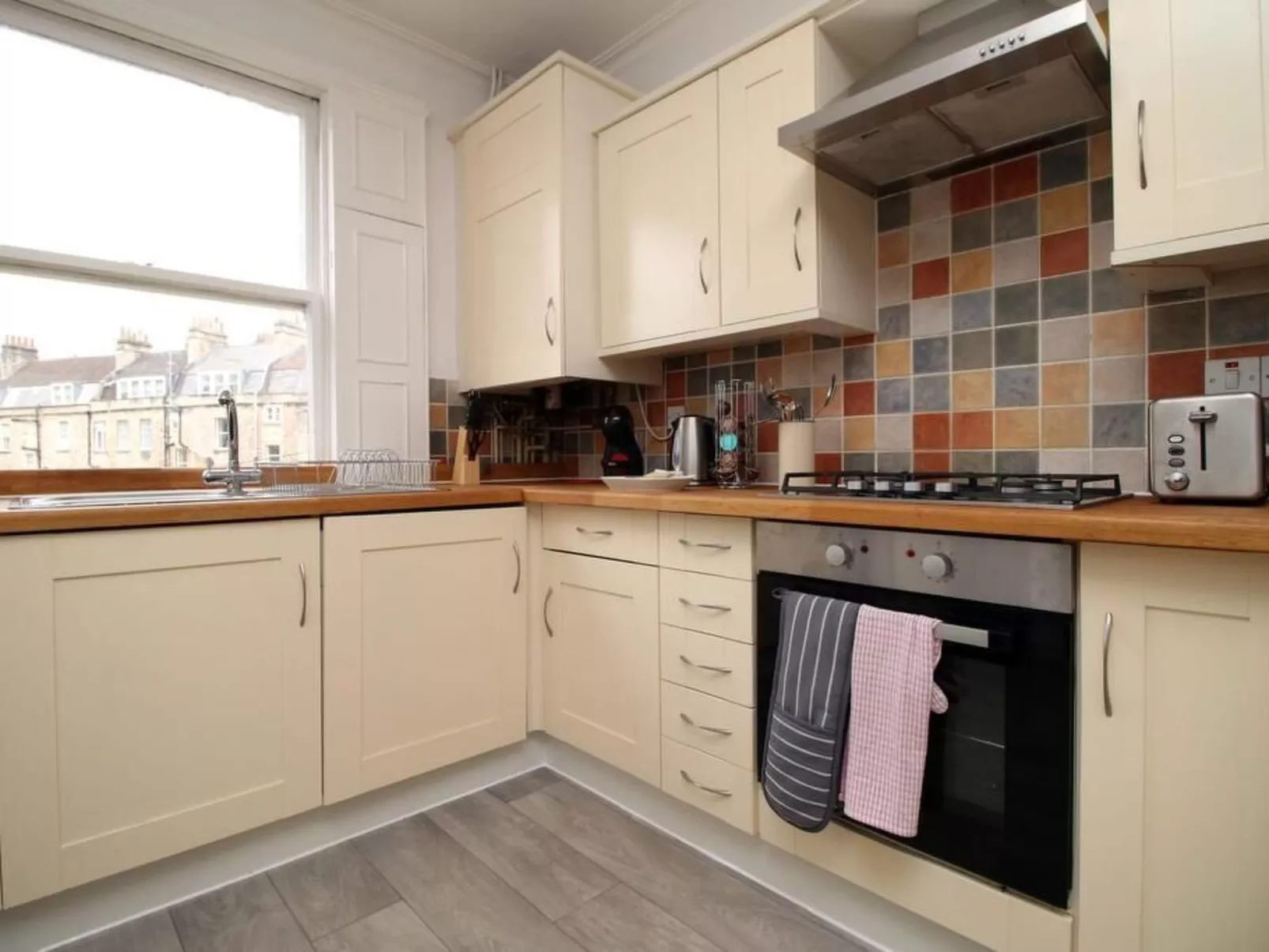 3-Schlafzimmer-Wohnung im georgianischen Stil - beste Lage - 7 Gäste - Image-tags.info