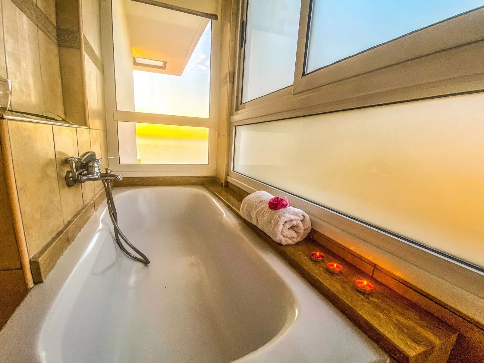 Villa "Meerblick" mit Infinity-Pool - Binnen